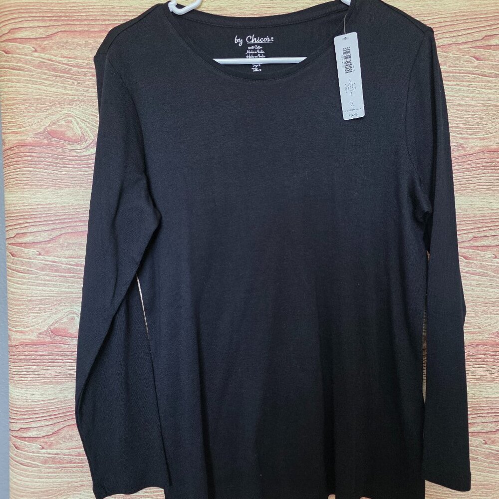 Chico’s black long-sleeve knit top Size: 2